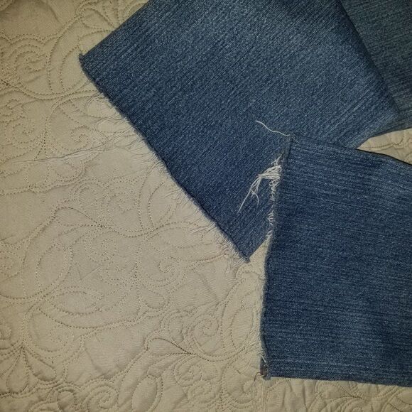 Calvin Klein Low Rise Boot Cut jeans sz 8 10564 - Picture 4 of 5